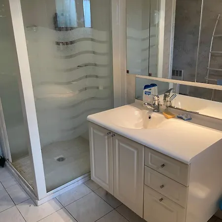 Spacious House With Garden In Сasa de vacaciones